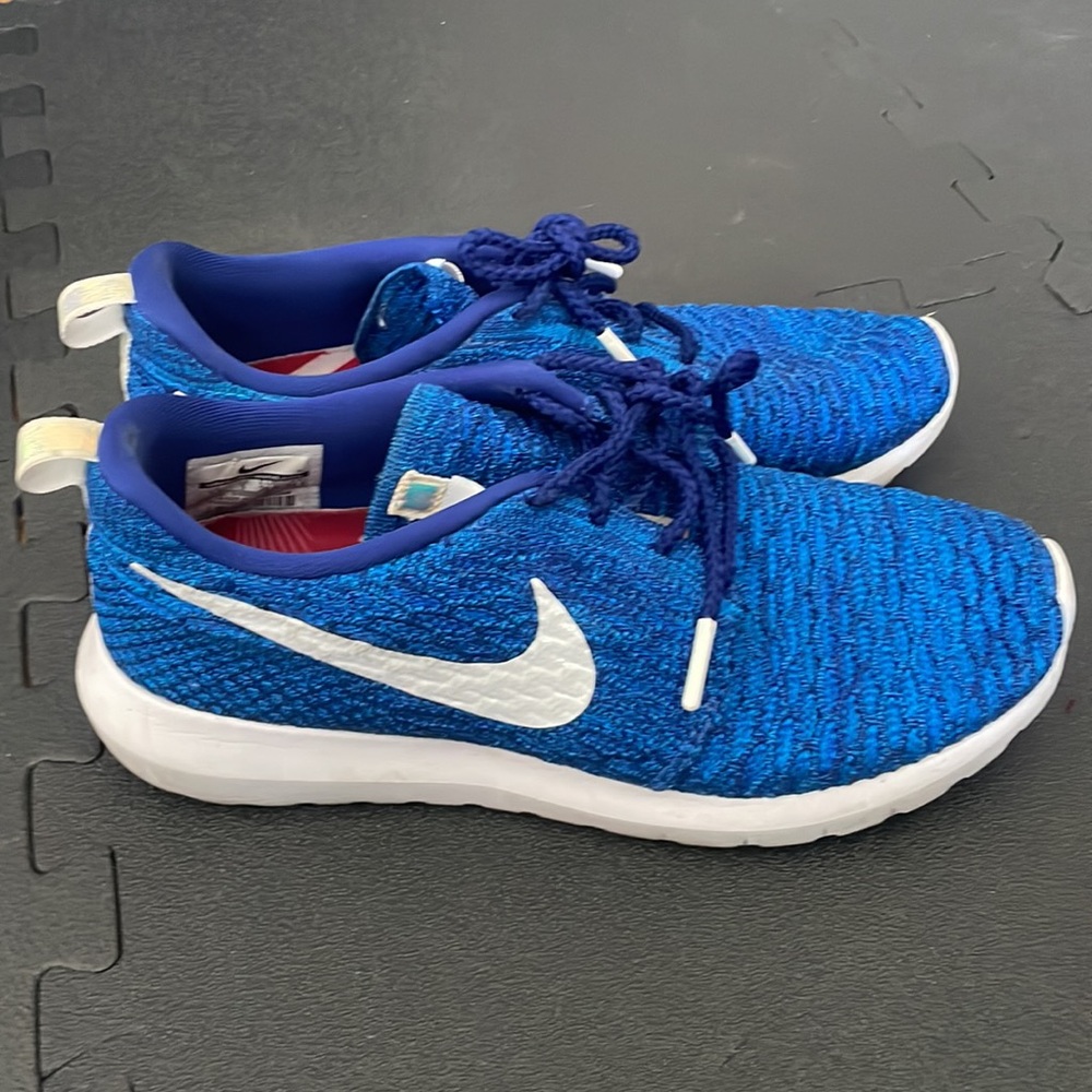 Nike Womens Roshe NM Flyknit RIO QS Blue Team USA Size US 7 Running Shoes